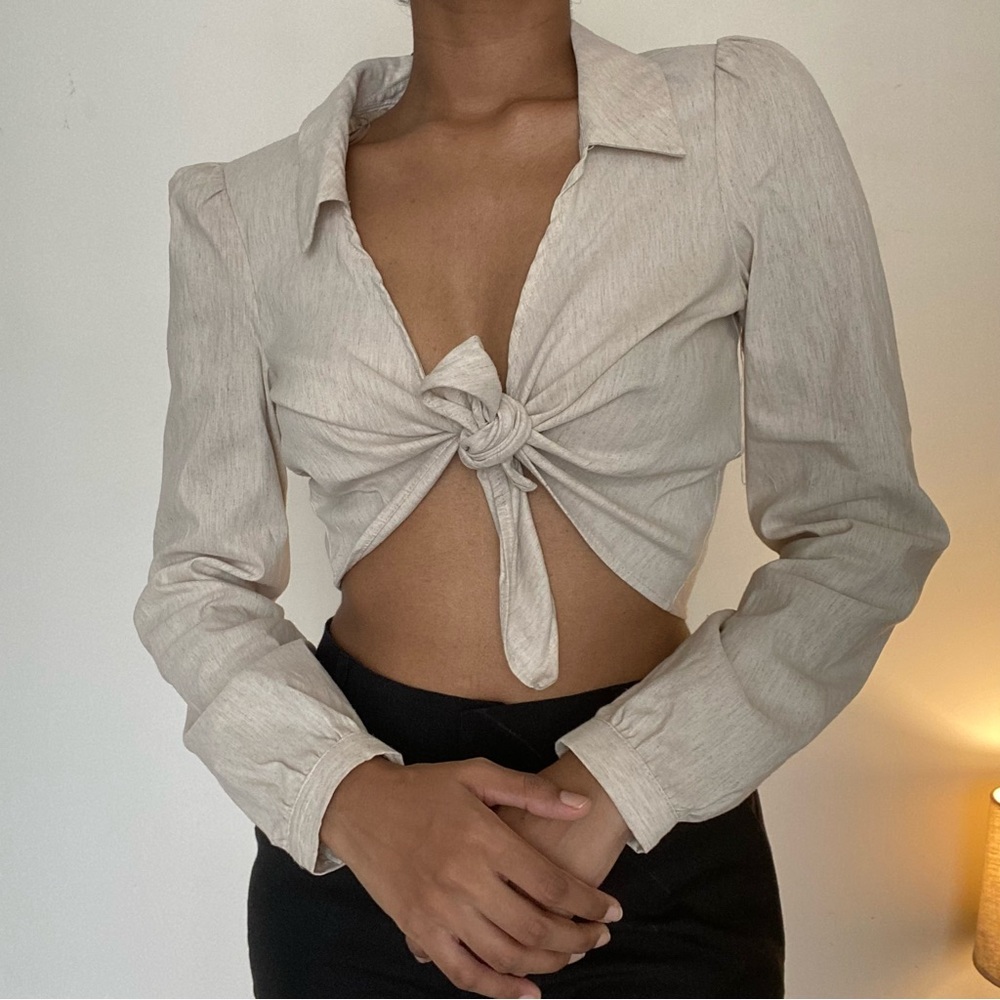 Zara front tie cotton crop top in beige tan linen shade.Fixed price. - Picture 1 of 5